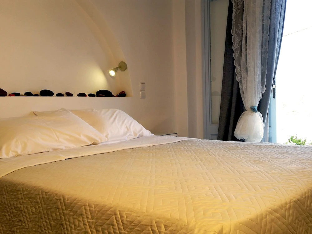 2 Bedrooms Villa with balcony