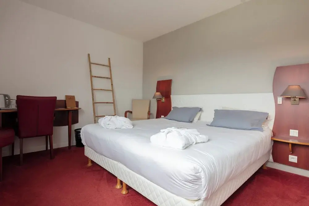 Superior Double room (full double bed)