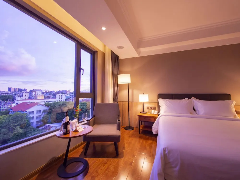 Hotel photo 2