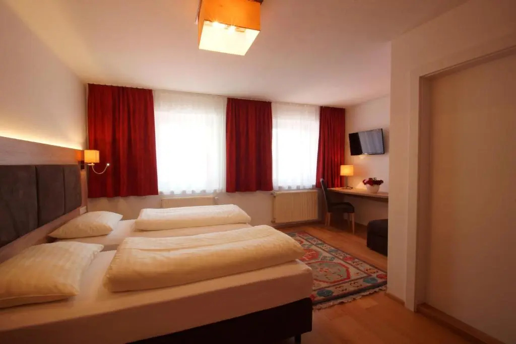 Gasthof zur Post - Chambres