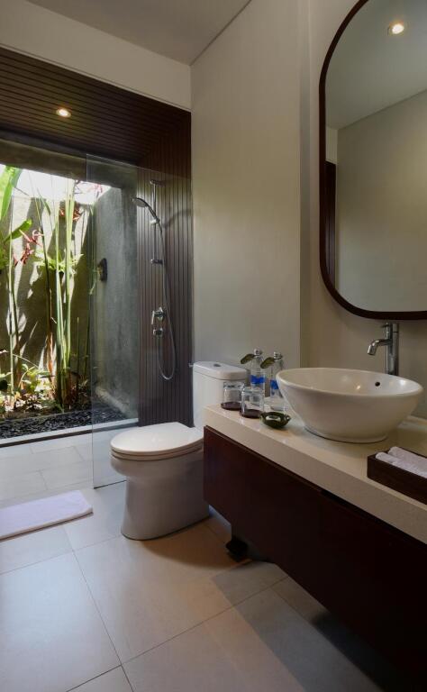 Japa Suites & Villas