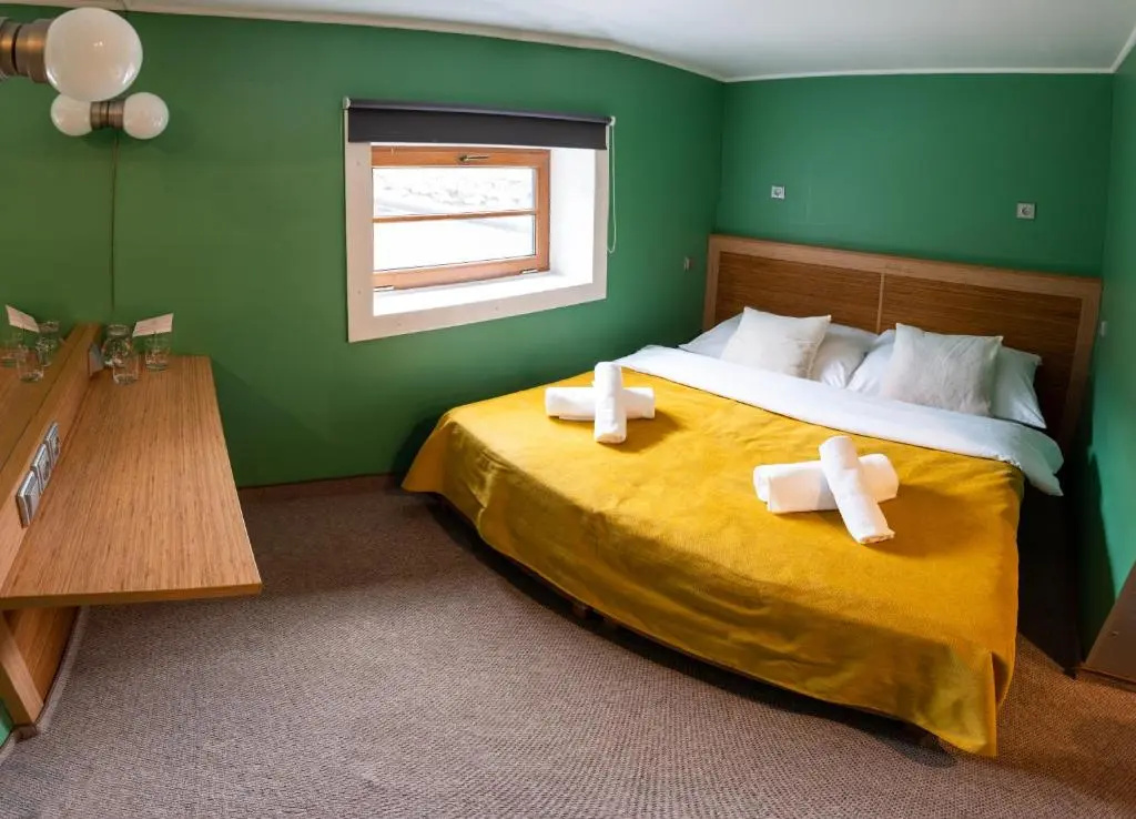 Standard Double room (full double bed)