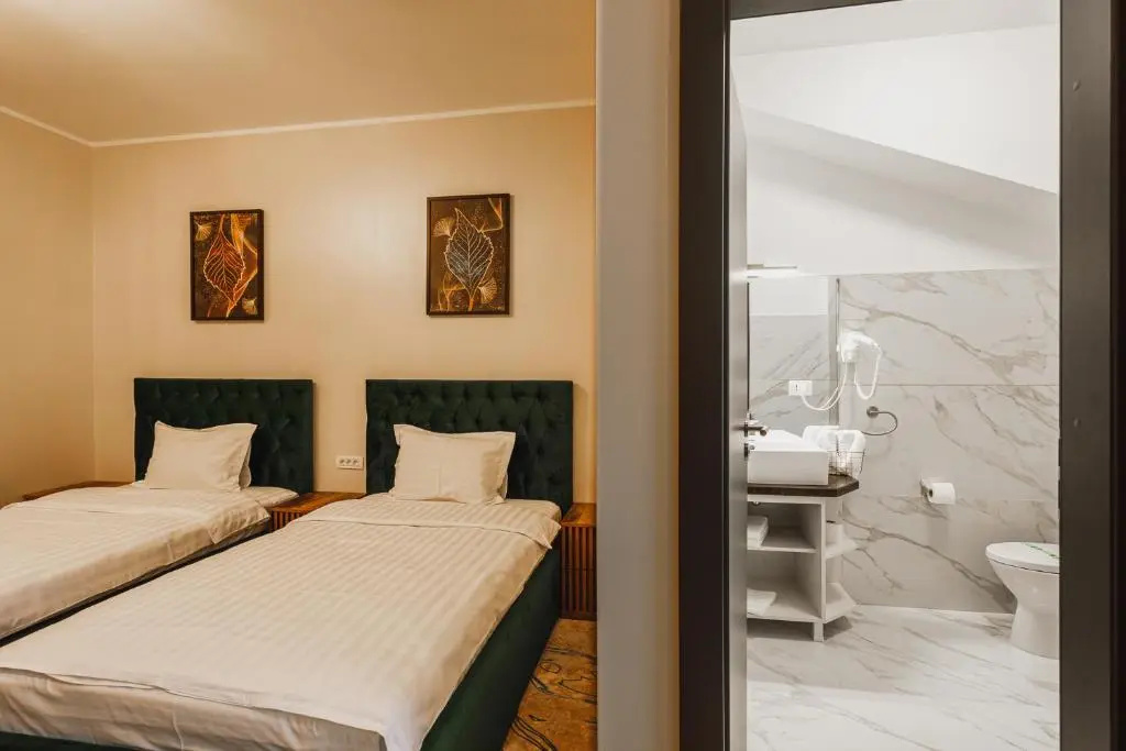 Double room (twin beds)