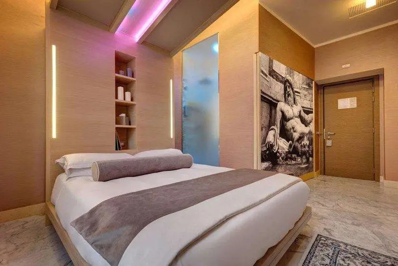 Family Double Suite (full double bed)