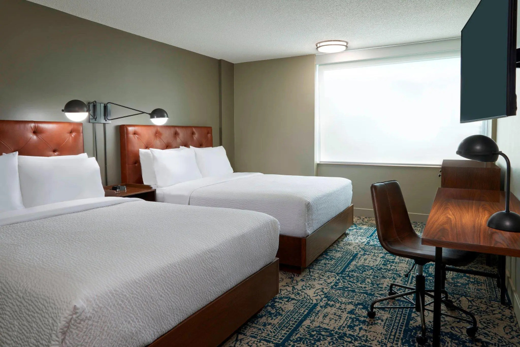 Four Points by Sheraton Toronto Airport - Chambres
