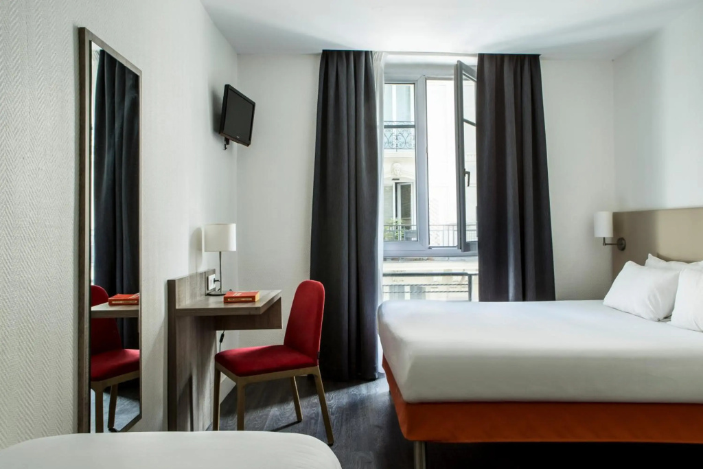 Hotel photo 12