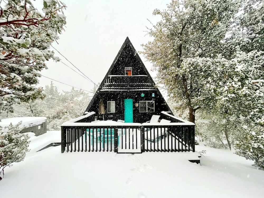 Dog Friendly A-frame Hot Tub Nature Views