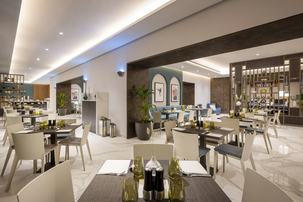 Voco Doha West Bay Suites an IHG hotel, Доха, Катар мініатюра 38