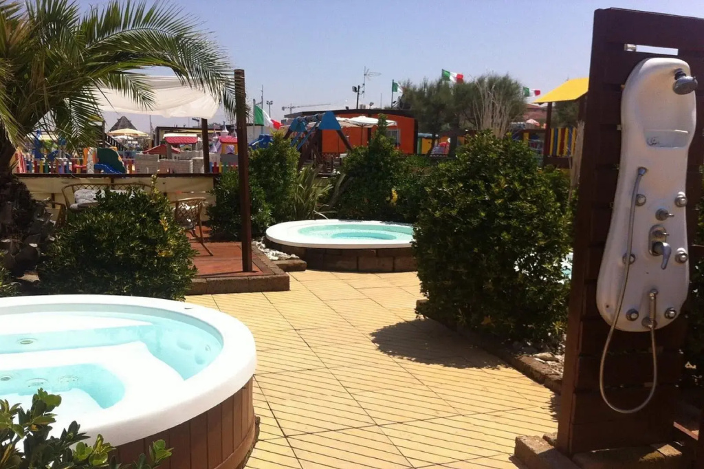 Hotel photo 13