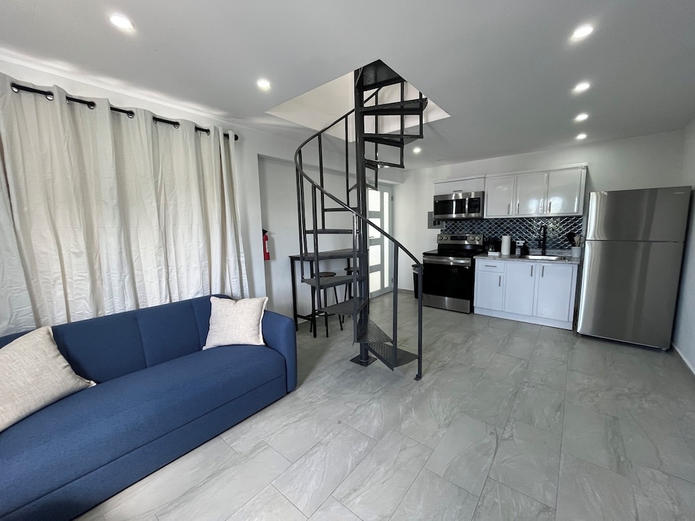 Oceanview Rooftop Escape & Pool — 3