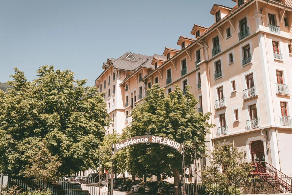 Terres de France - Appart'Hôtel Le Splendid