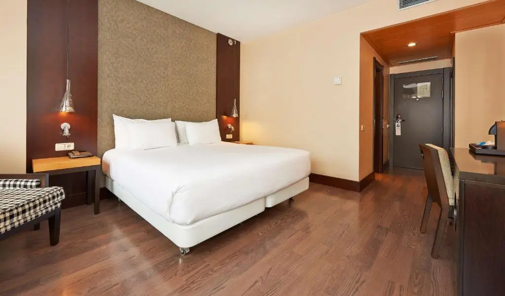 Superior Double room (full double bed)