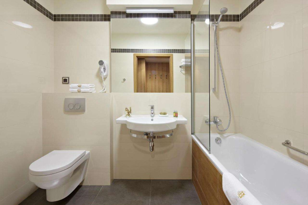 Mercure Wiazowna Brant - Général