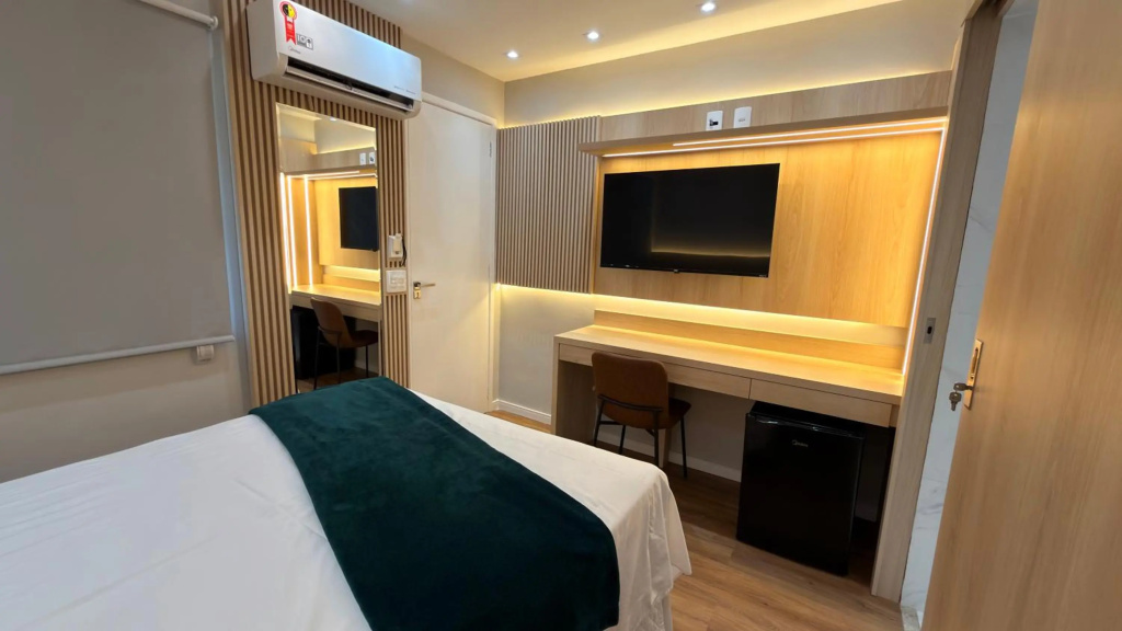 Отель Hotel Cantareira в Нитерой