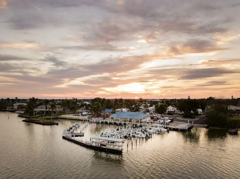 Chokoloskee Island Park and Marina