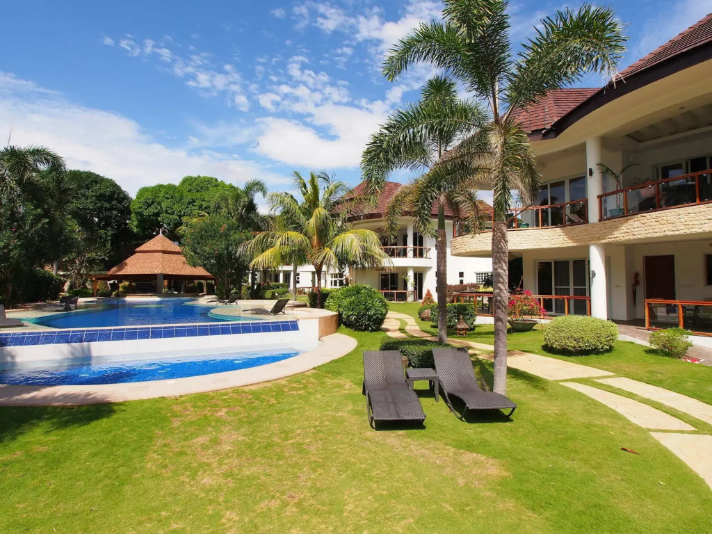 Vida Homes Condo Resort - фото 31