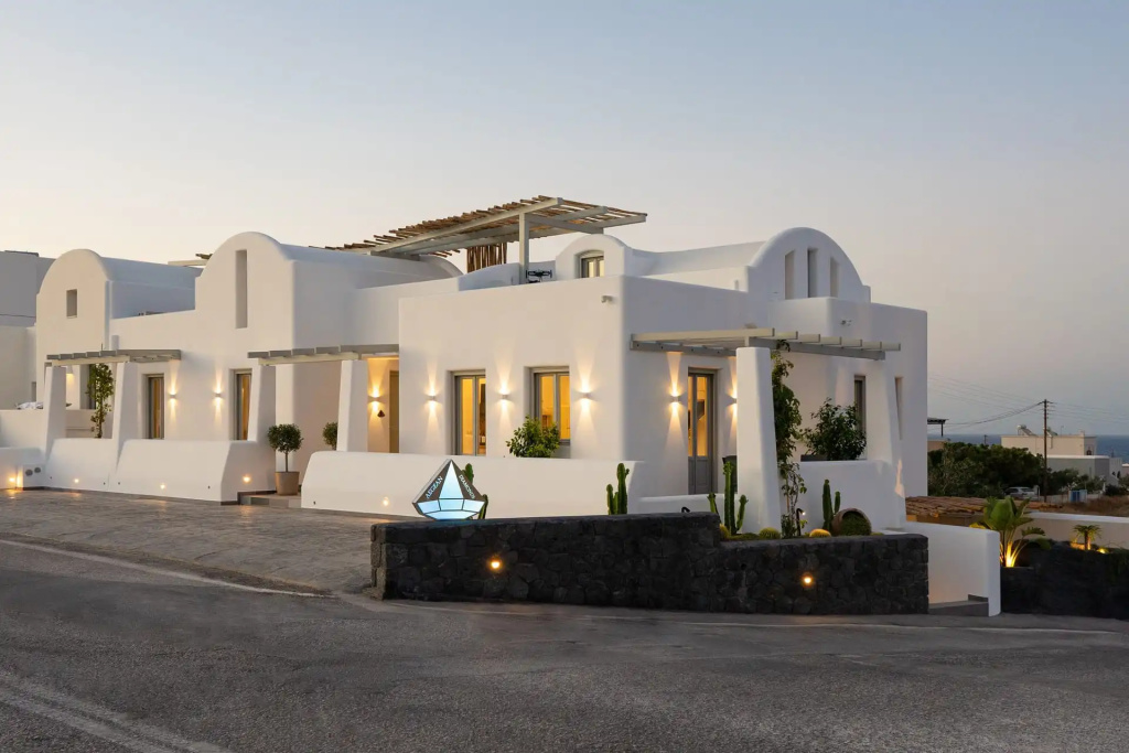 Aegean Diamonds Luxury Suites