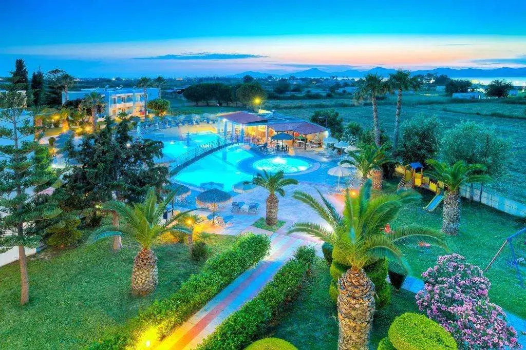 Hotel photo 12