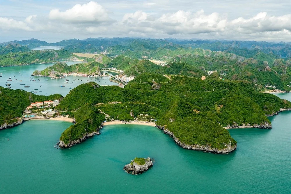 Beach & Waterfront