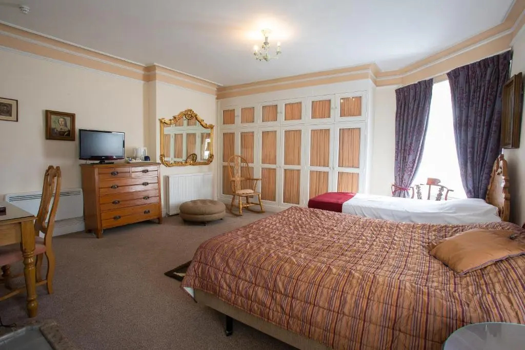 Fines Bayliwick Hotel - Chambres