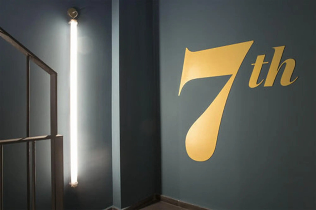 Yurbban Trafalgar Hotel picture