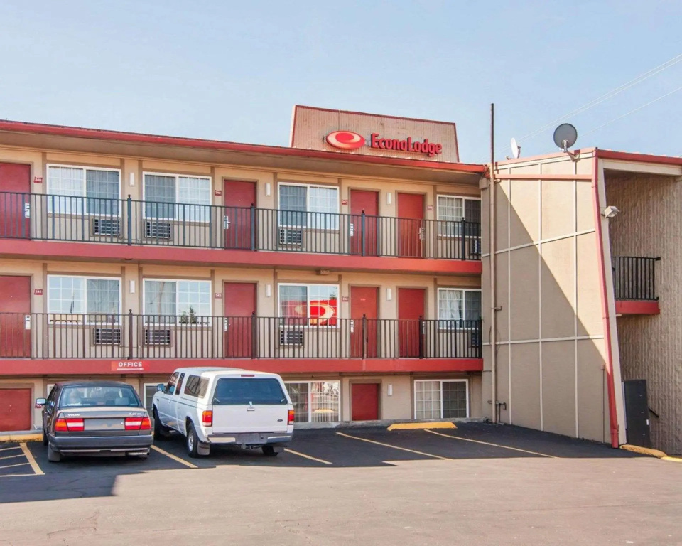 Motel 6 Portland, OR - Southeast