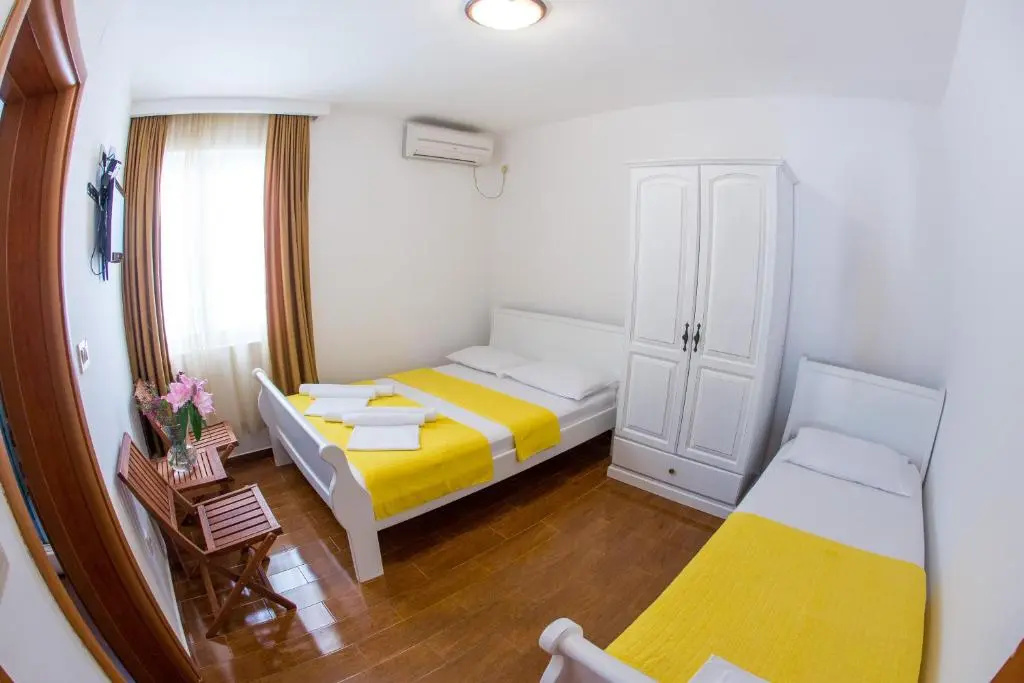 Comfort Triple room