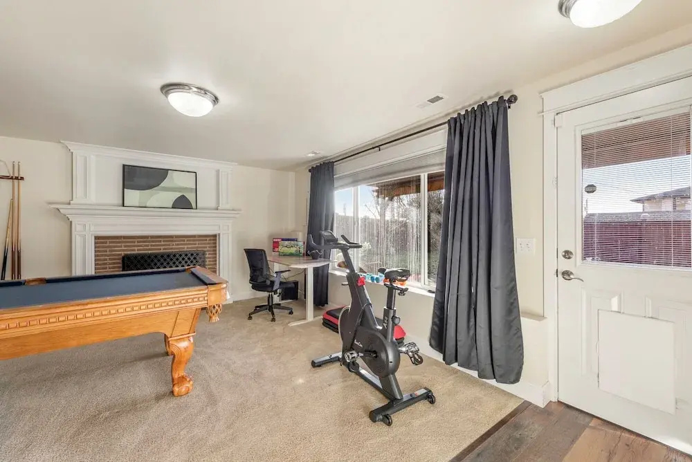Renton Lakeside Oasis, Lakeview, 4B 2.5B, Spacious - фото 17
