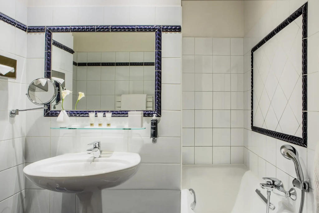 Hotel photo 37