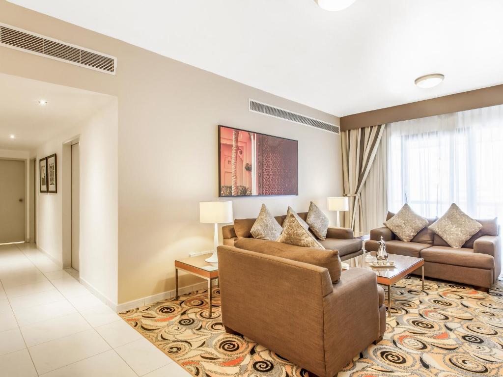 Golden Sands Hotel Apartments