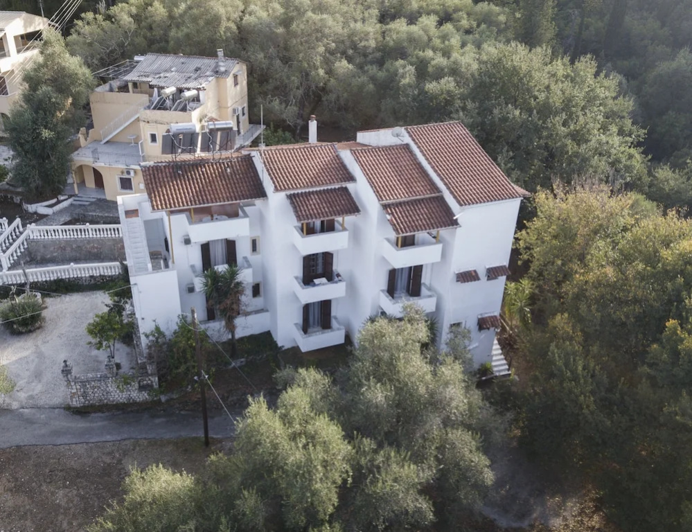 Corfu Room Apartments With big Parking Area