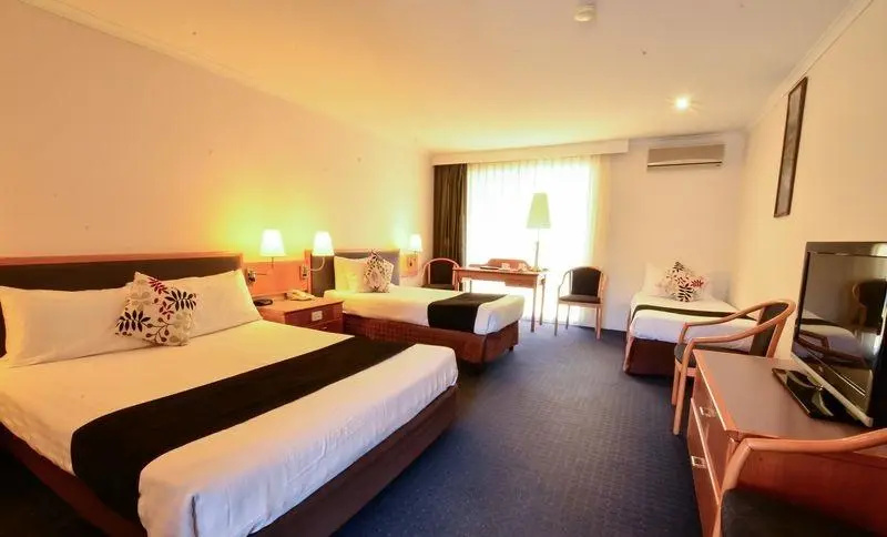 Economy Triple room