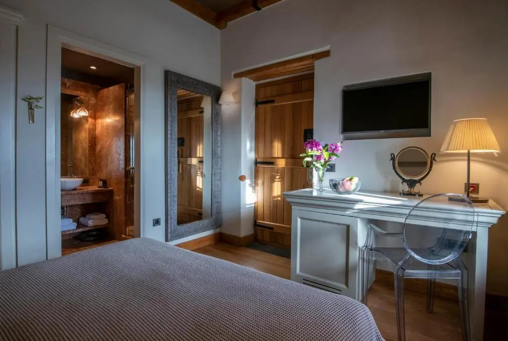 Kinsterna Hotel - Chambres