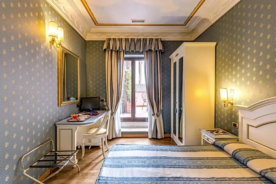Hotel La Lumiere di Piazza di Spagna - Chambres