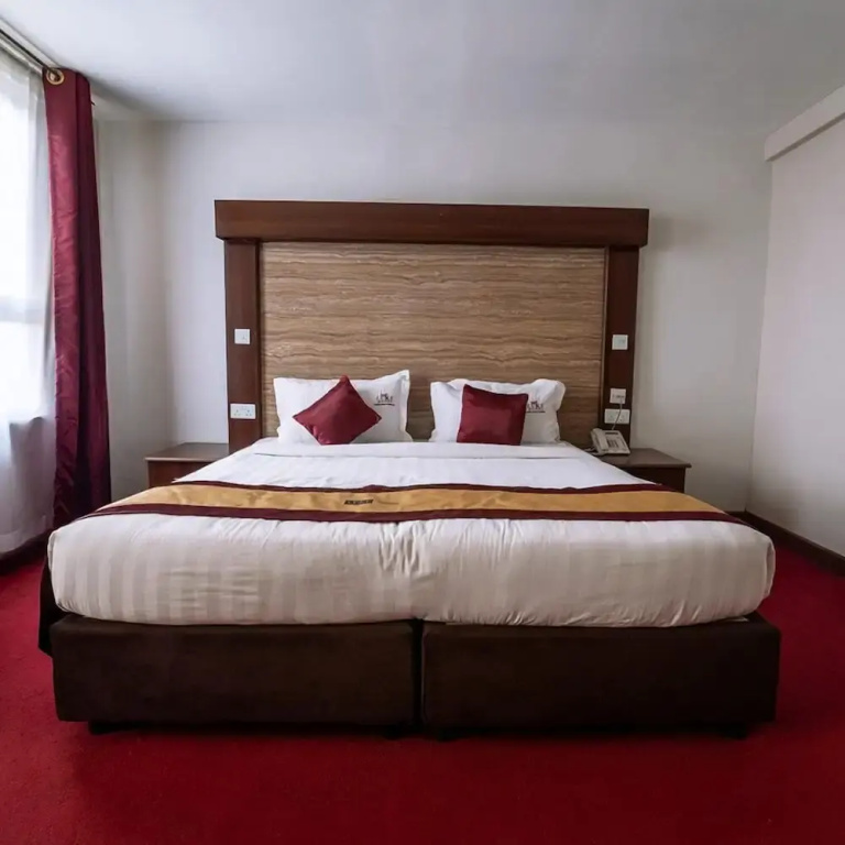 Standard Double room with balcony (full double bed)