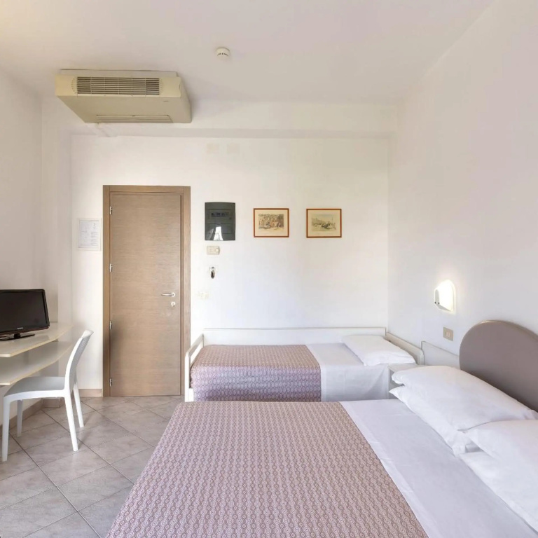 Hotel photo 30