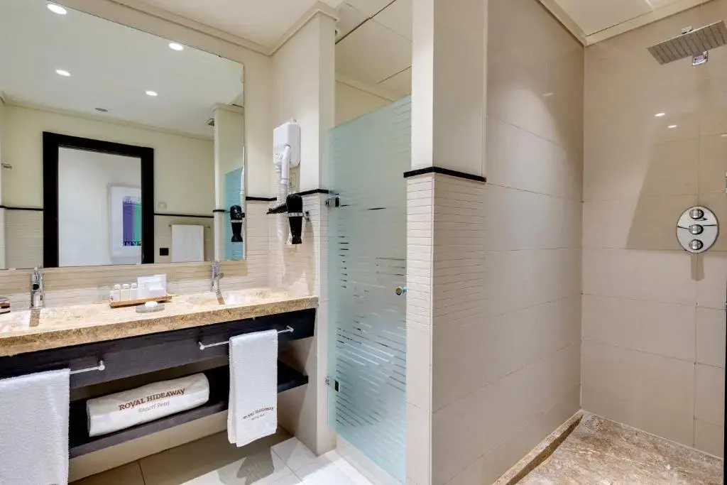 Royal Hideaway Sancti Petri - Chambres