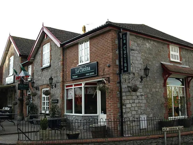 Old Hall Accommodation - Guest House