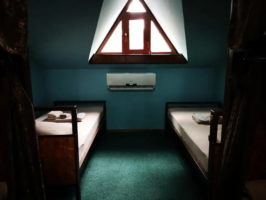 Bed in Dorm (female dorm)