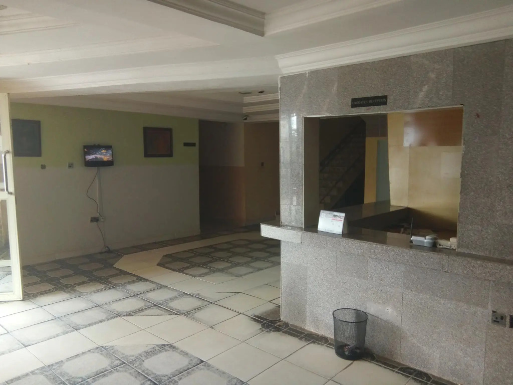 Prime Rose Hotel And Suites