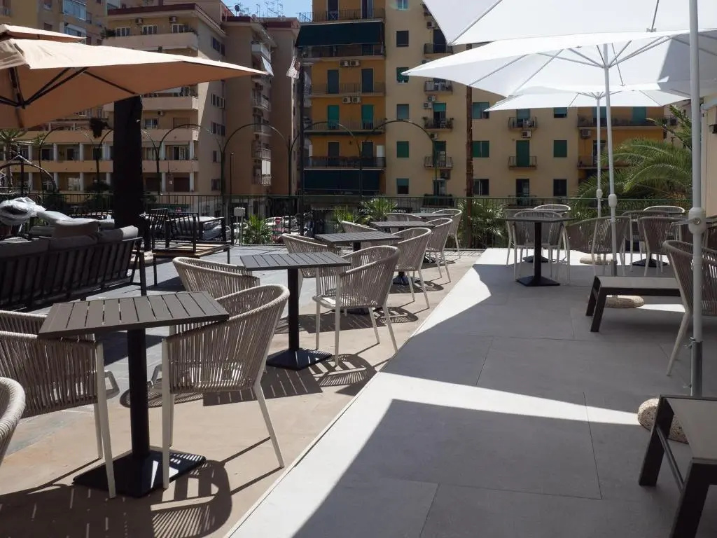N42 Hotel