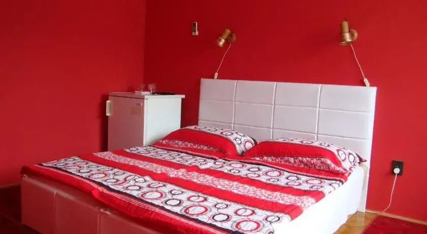 Tulipán Vendégház - фото 4