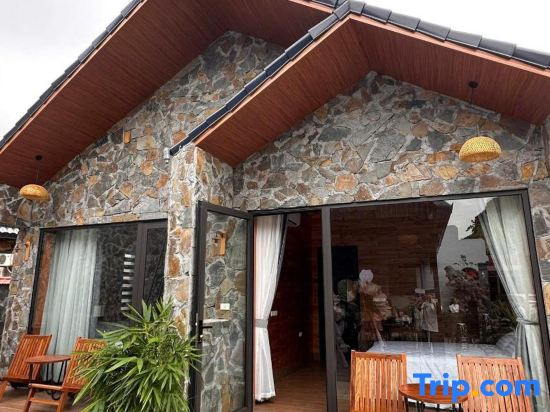 Avana House