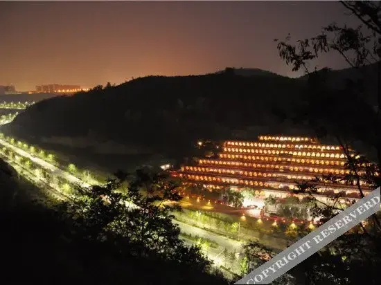 Yan'an Heritage Cave Hotel - фото 4