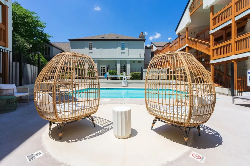 Modern Urban Oasis in Prime Buckhead Atlanta