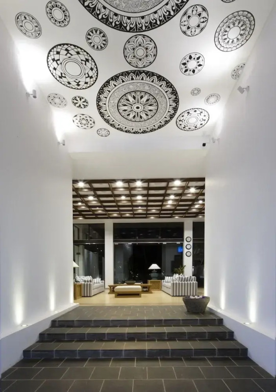 Lucky Elephant - фото 12