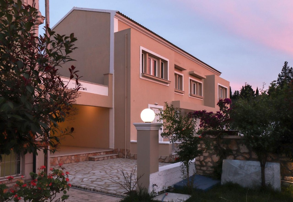 Ekati Mare Lifestyle Resort