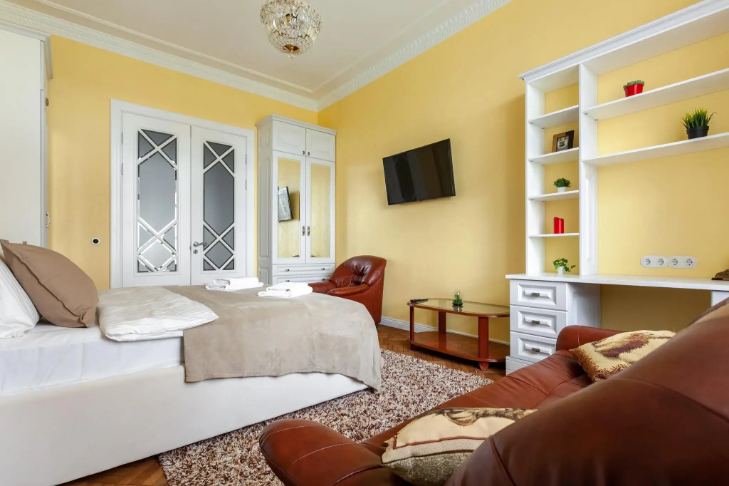 Kotelnicheskaya royal tower анализ архитектуры. снять посуточно москва котельническая. Kotelnicheskaya royal tower. мск роял тауэр. снять посуточно москва котельническая.