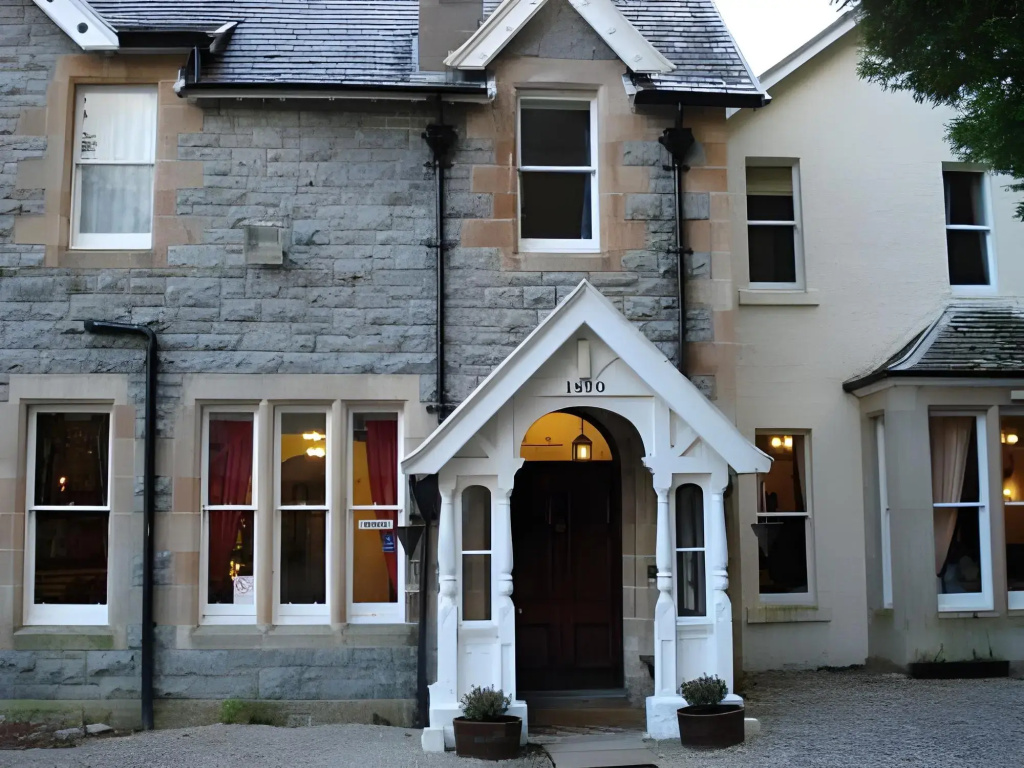 Creag Mhor Lodge