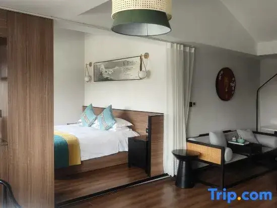 Executive Suite with river view